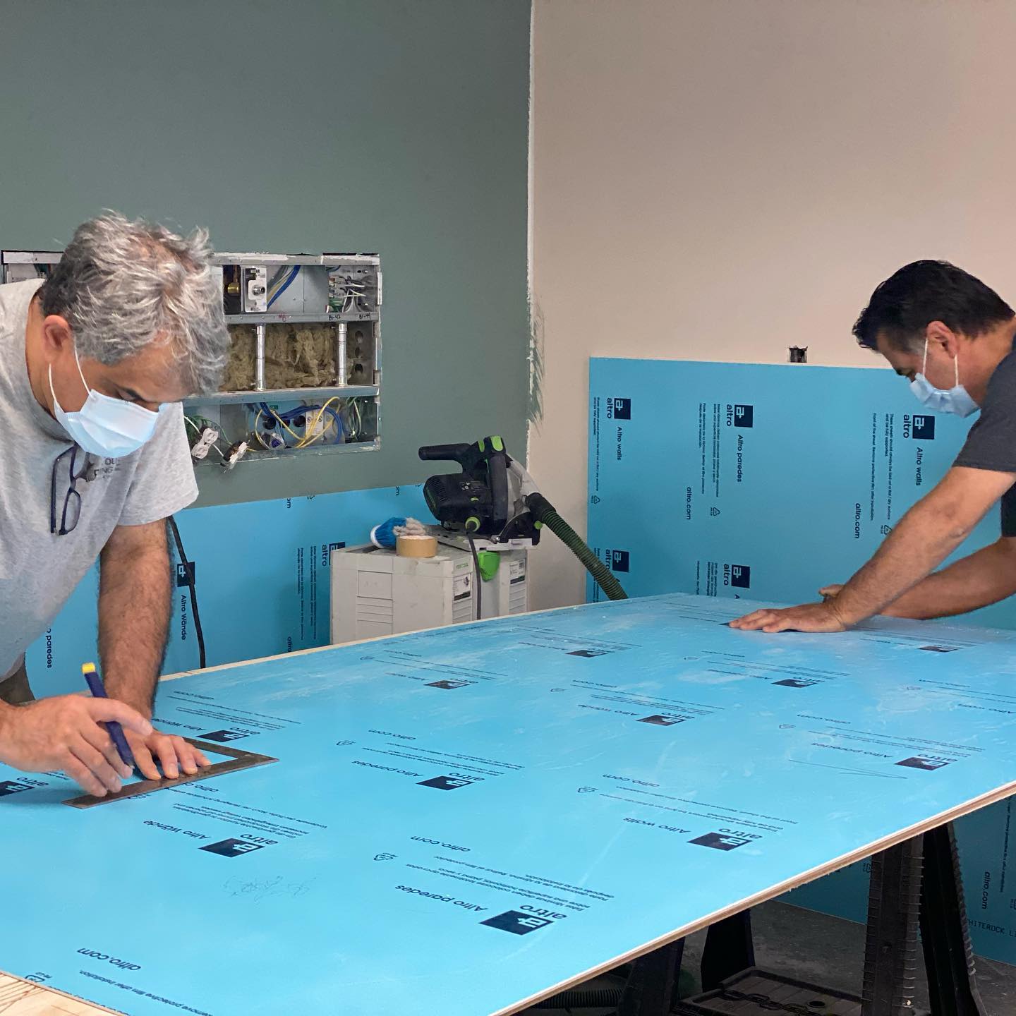 Altro Whiterock PVC hygienic wall cladding — commercial installation